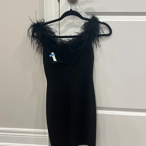 Honey dress - Picture 3 of 3